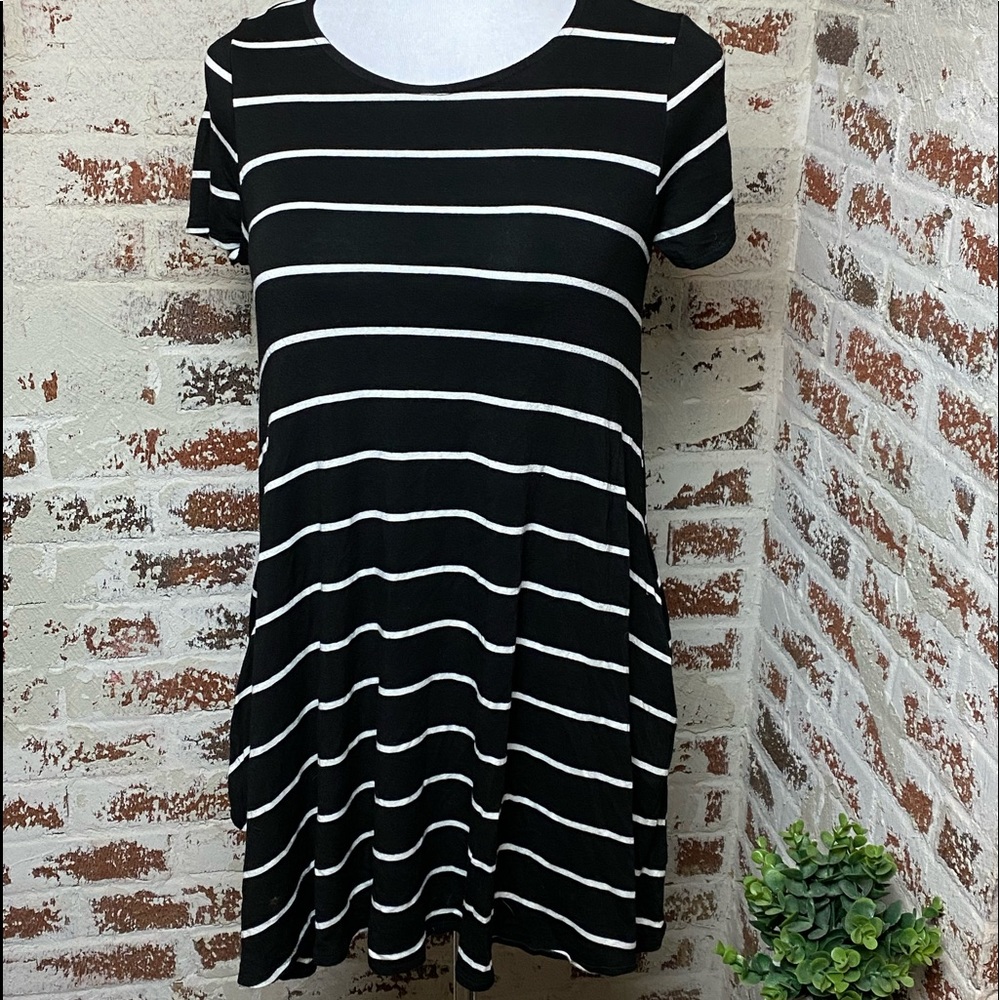Swing top